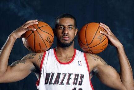 突破就遭遇 突破就遭遇